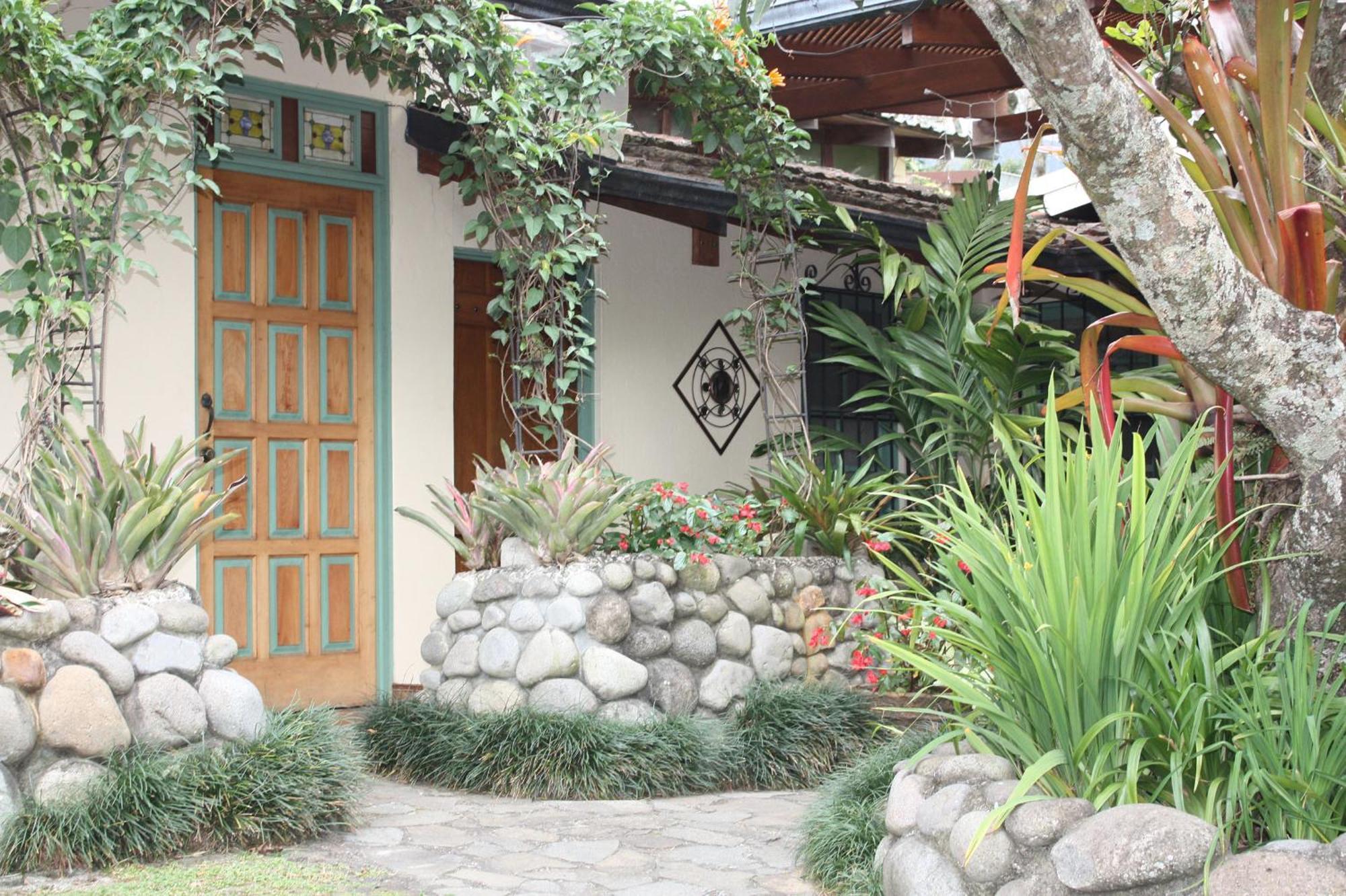 سان هوزيه Tierra Magica B&B And Art Studio المظهر الخارجي الصورة